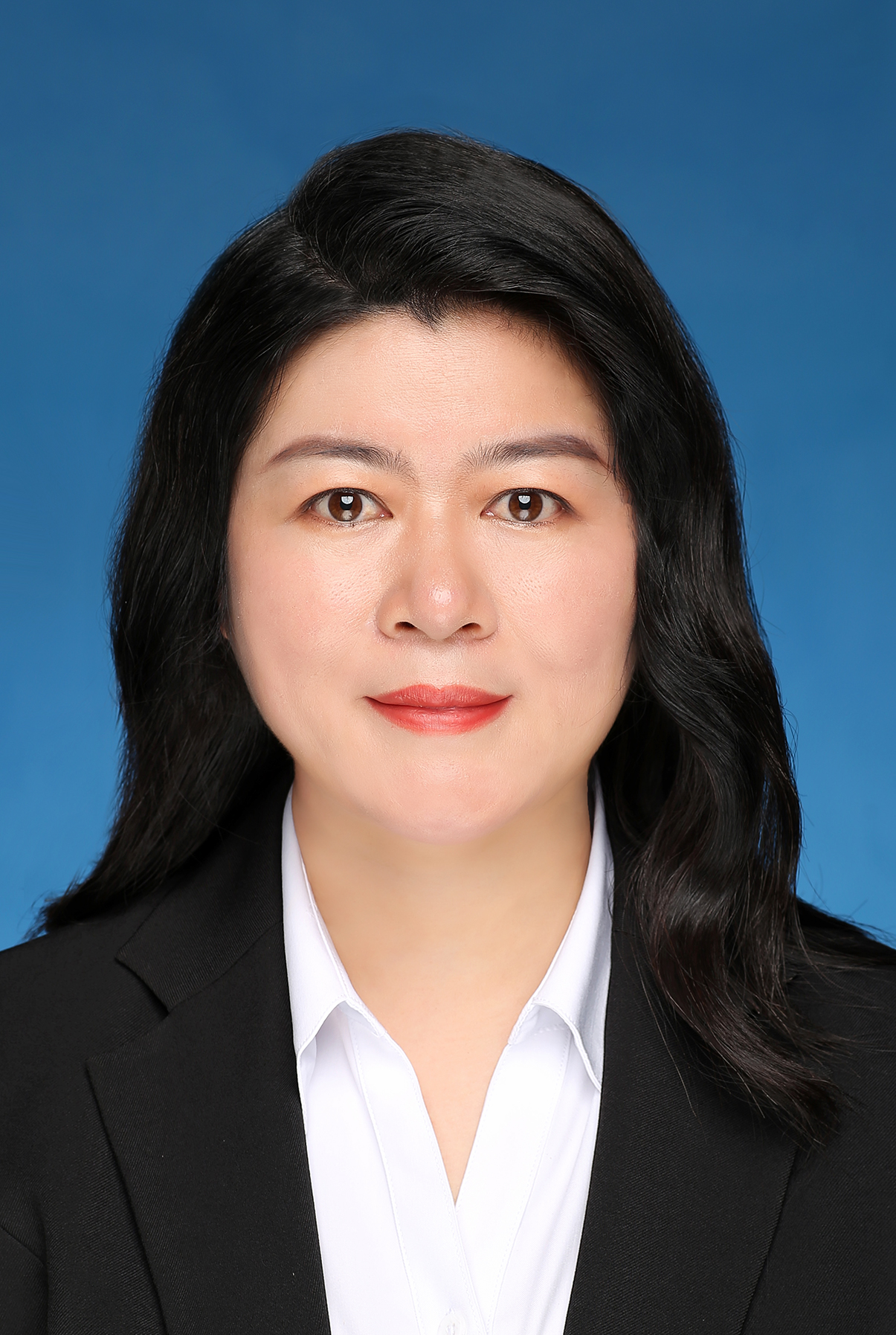 李琴.jpg