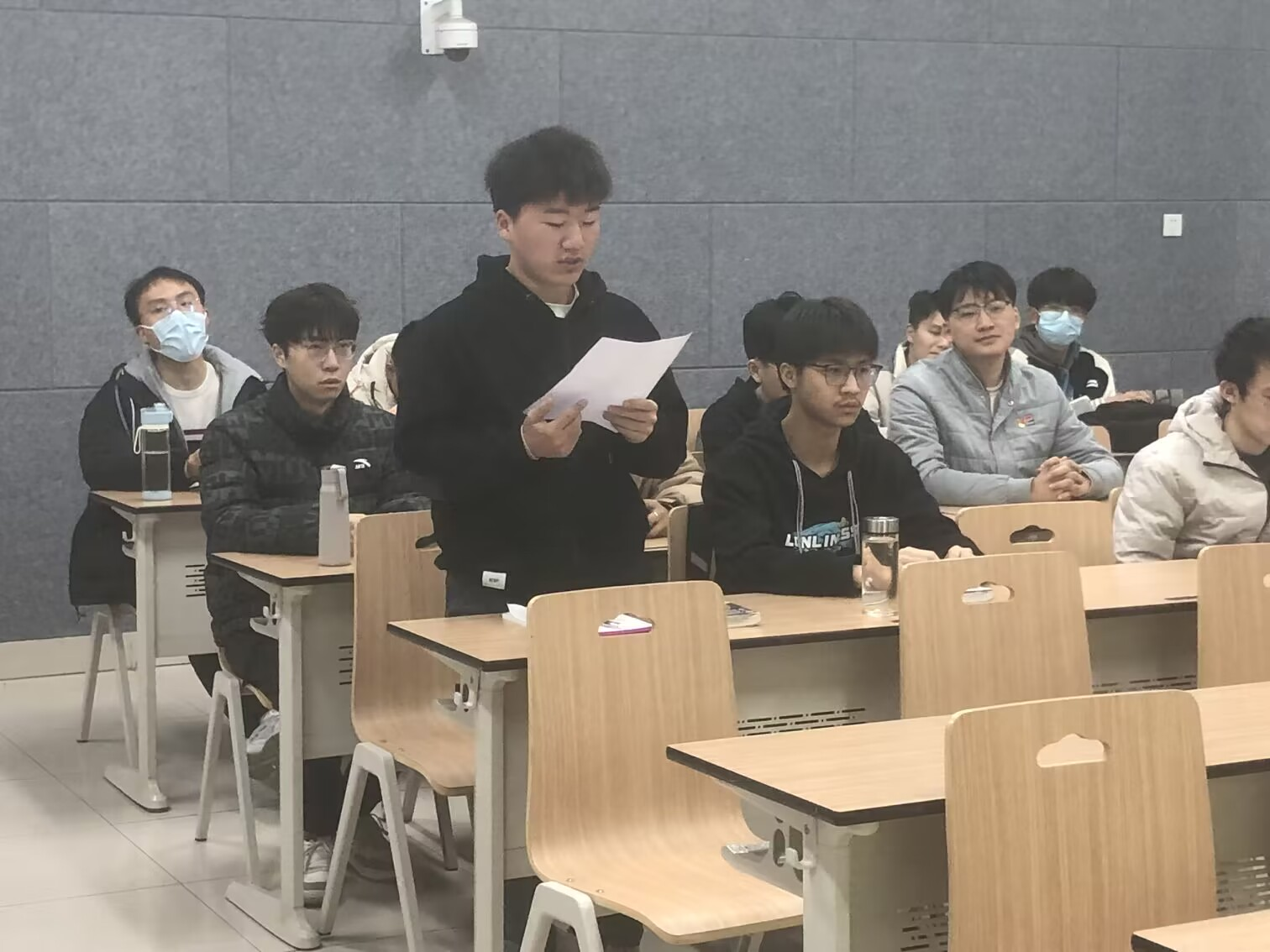 66165b6846ba4fbda0bebd5a9844305d.png 66165b6846ba4fbda0bebd5a9844305d.png