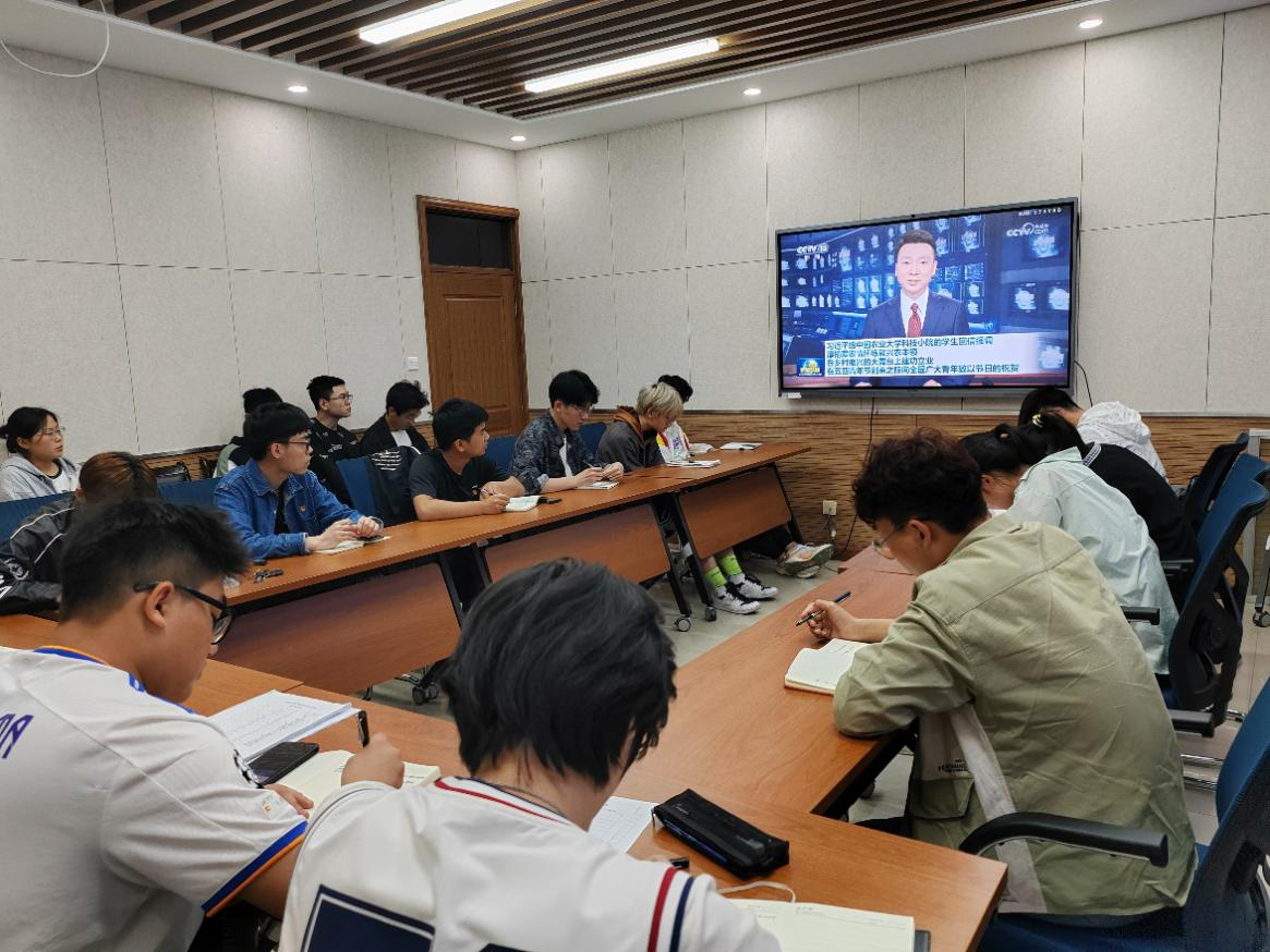 d5d4ba946127424684d941414f92a6d4.png d5d4ba946127424684d941414f92a6d4.png